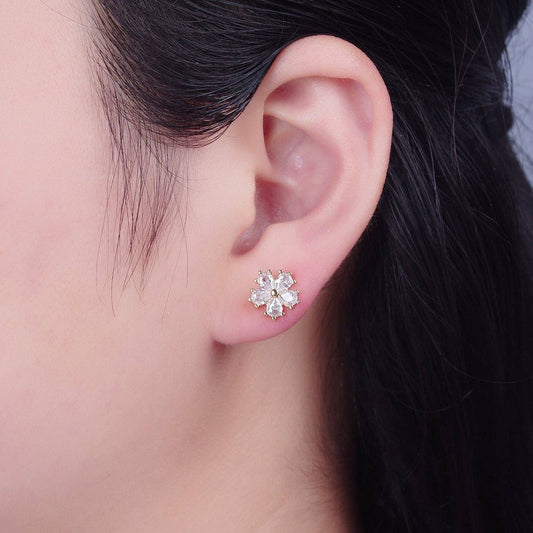 Gold Daisy Floral Stud Earring T463