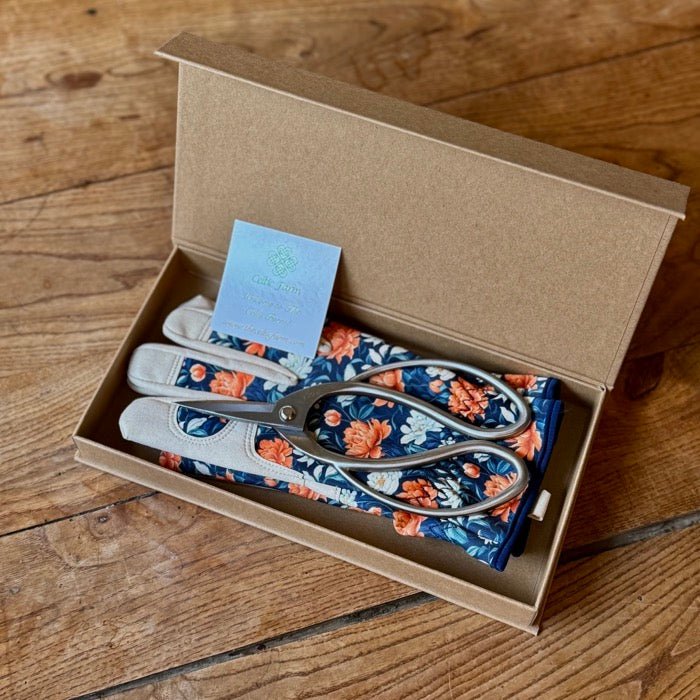 Garden Gift Box - Gloves and Stainless Snips